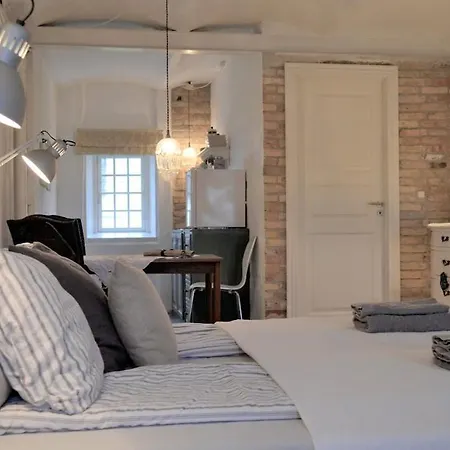 Store Ejlstrup Bed and Breakfast Οντένσε