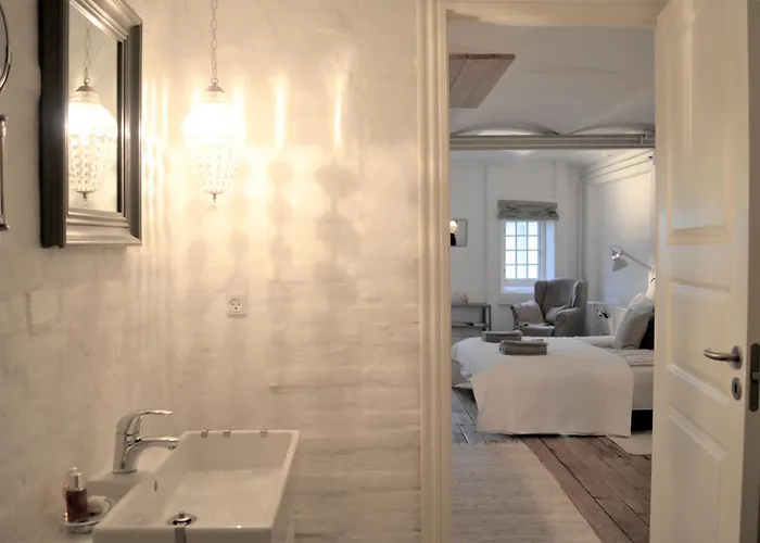 Bed and breakfast Store Ejlstrup 3*